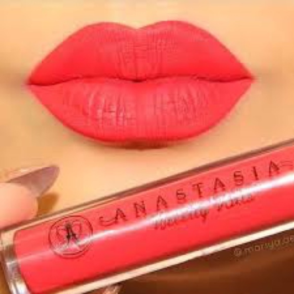 DISCONTINUED ABH LIQUID LIPSTICK ELECTRIC CORAL 🦀